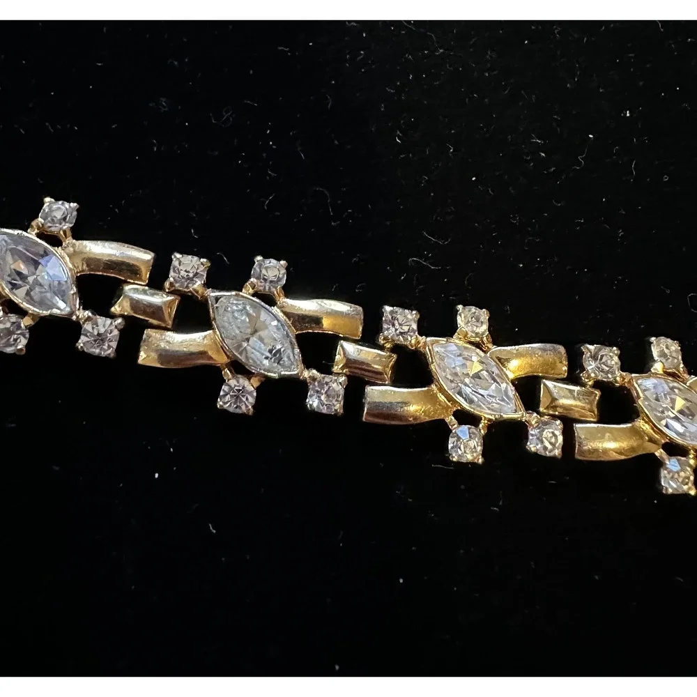 Vintage Mazer Bros Bracelet Gold tone & Rhinestones - Picture 3 of 7